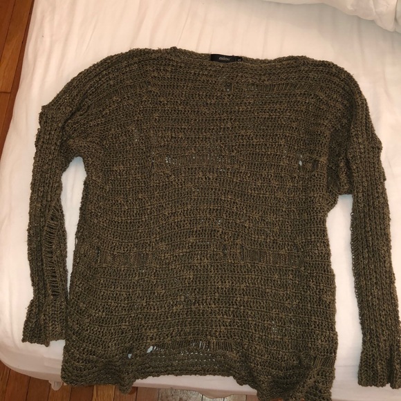 LF Sweater - Picture 2 of 3